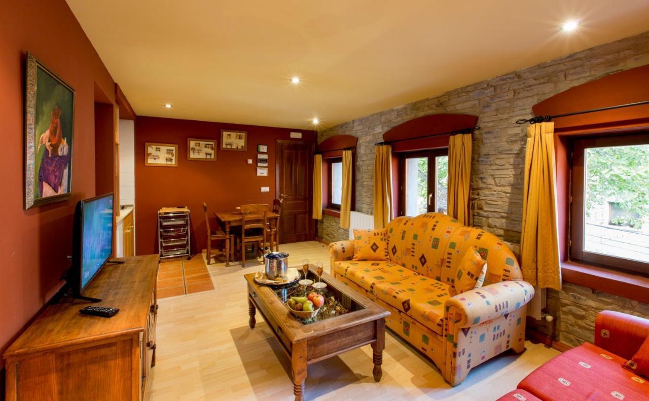 Hotel Rural Los Cerezos De Yanguas ภายนอก รูปภาพ