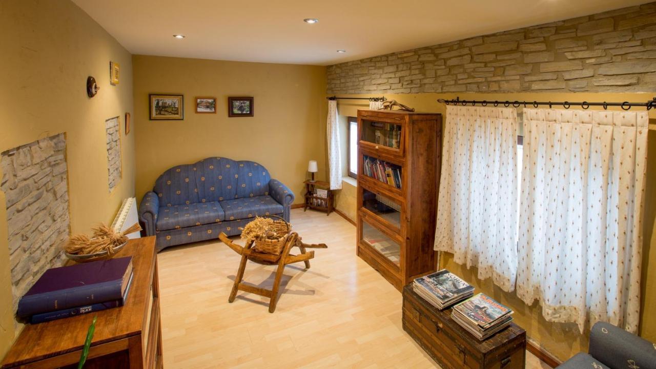 Hotel Rural Los Cerezos De Yanguas ภายนอก รูปภาพ