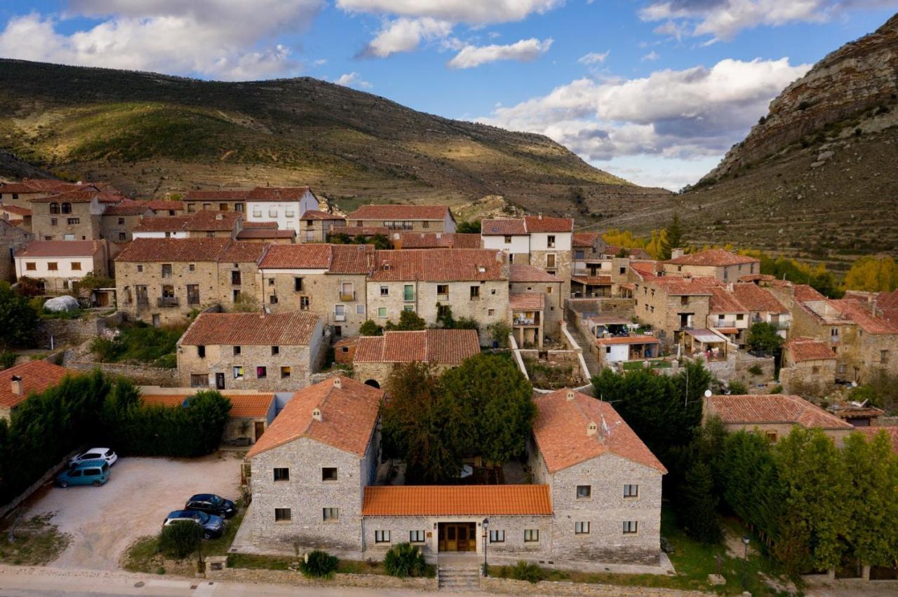 Hotel Rural Los Cerezos De Yanguas ภายนอก รูปภาพ